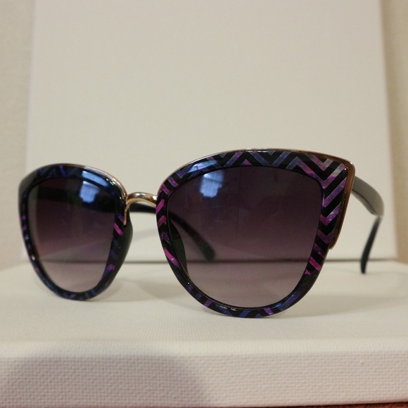 Accessories - Chevron Cat-Eye Sunglasses